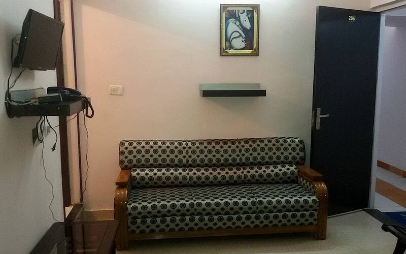 Hotel Alpine Inn, Lucknow 4